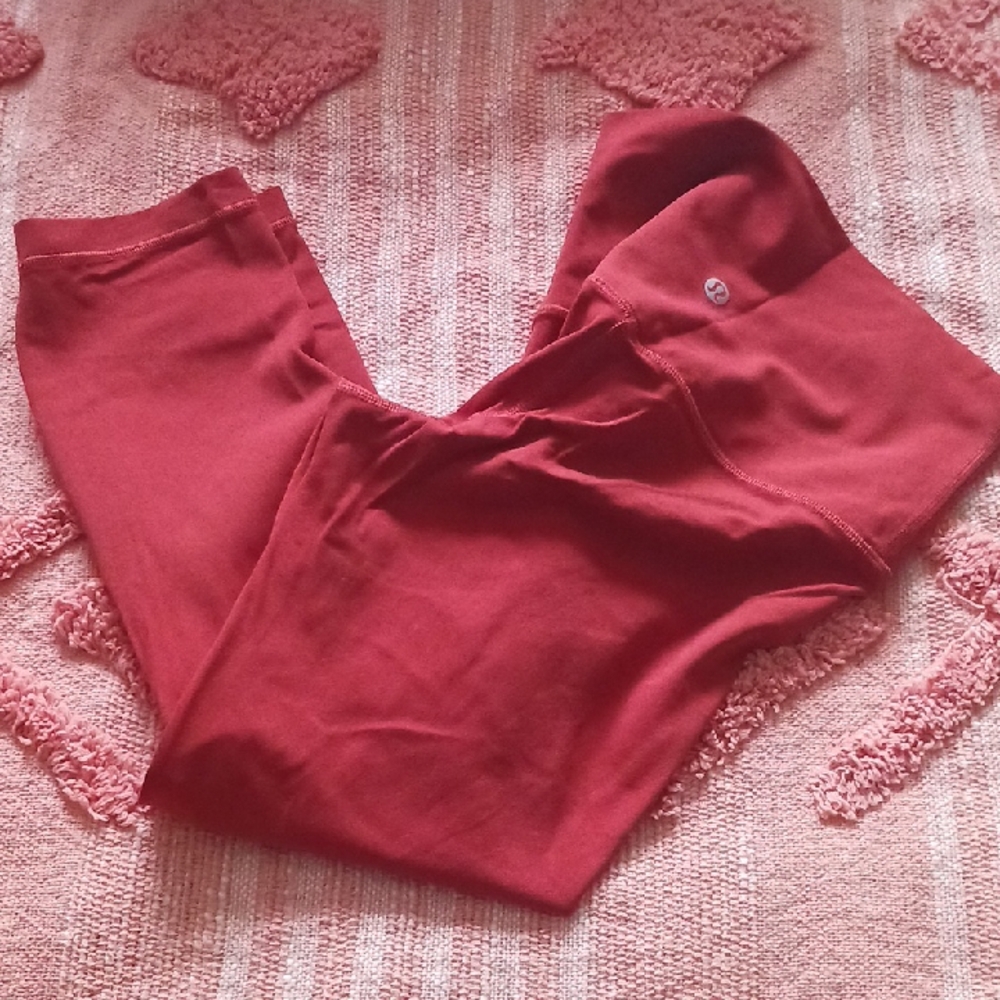 LULULEMON Rust Orange Capri Length Leggings Size 4